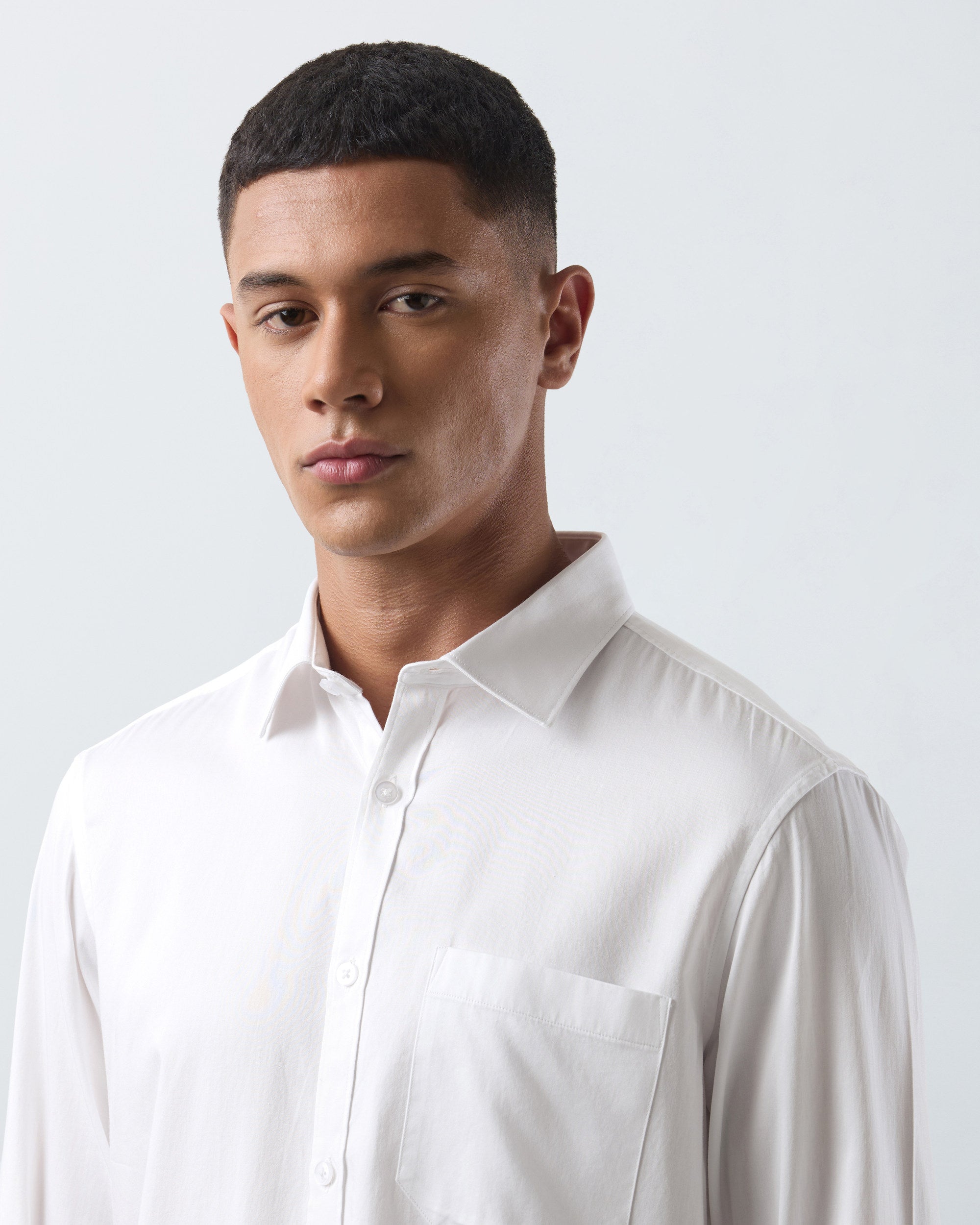 KANSO White Dress Shirt, collar detail